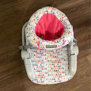 Summer sit me up floor seat for baby girl